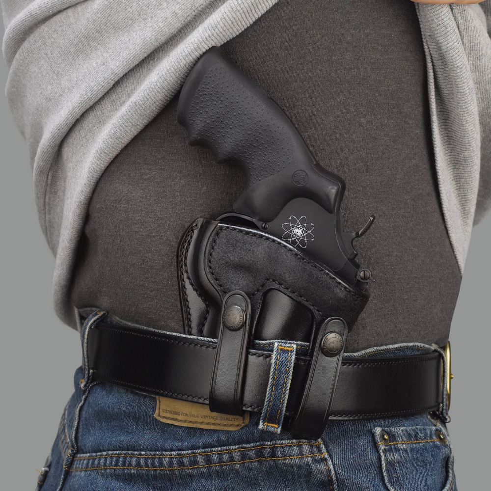 GALCO-SUMMER-COMFORT-INSIDE-THE-WAISTBAND-HOLSTER-RIGHT-HAND-COLT-3-12INCH-1911-BLACK-SUM218B_SC-revolver-in-use_b.jpg